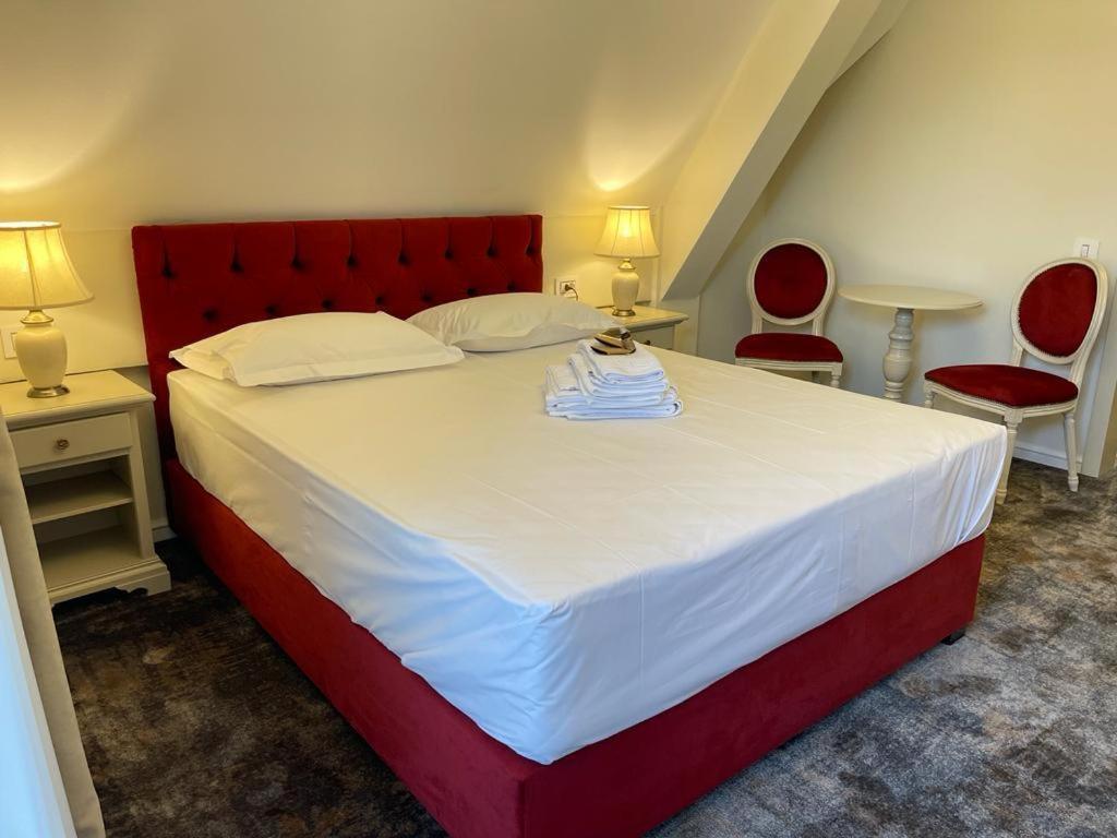 Mountain View Ceahlau Hotel Bagian luar foto